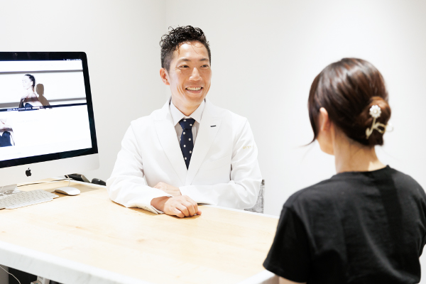 バストクリニックのハイブリッド豊胸症例